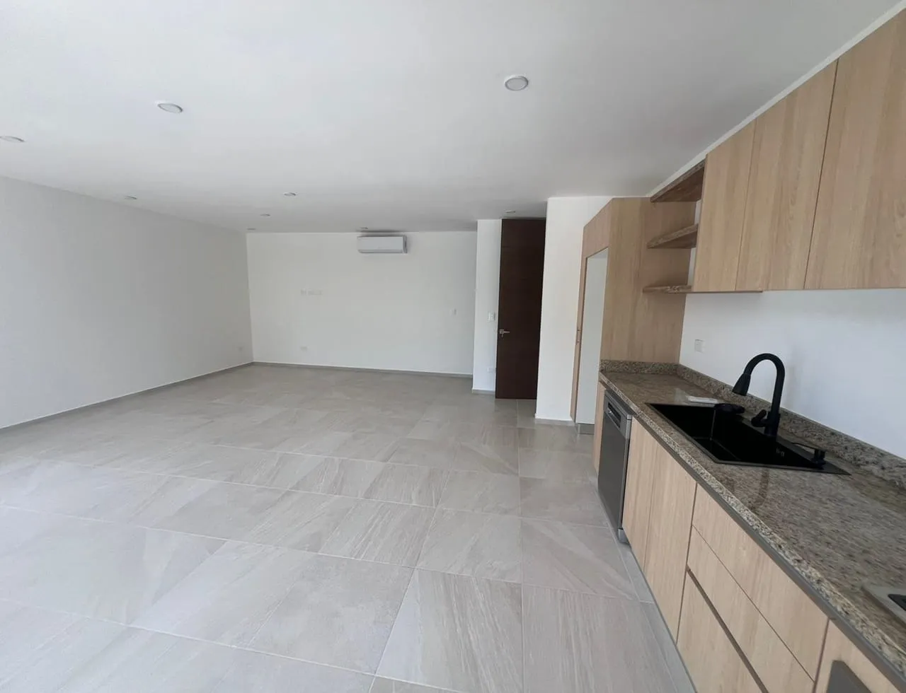 Casa 3 Recamaras en Renta en Senderos Norte Playa del Carmen | Sin Muebles