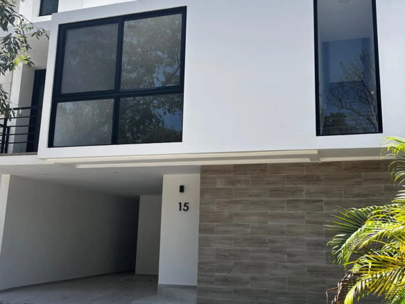 Casa 3 Recamaras en Venta Sin Muebles | Senderos de Mayakoba