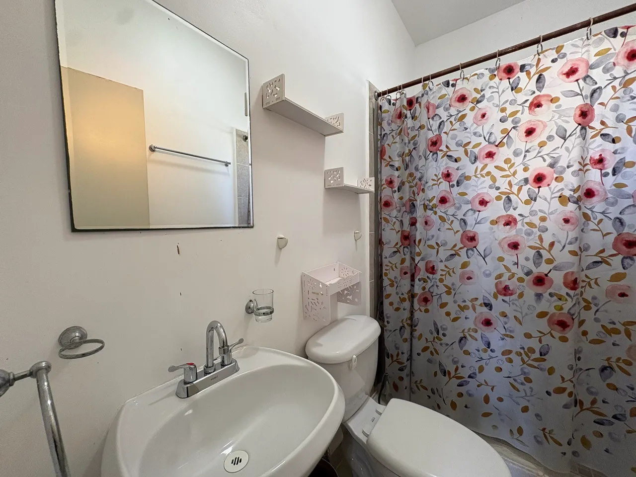 baño-ducha-jardines-de-mayakoba-playa-del-carmen Departamento de 2 Recamaras en Renta | Jardines de Mayakoba Playa del Carmen