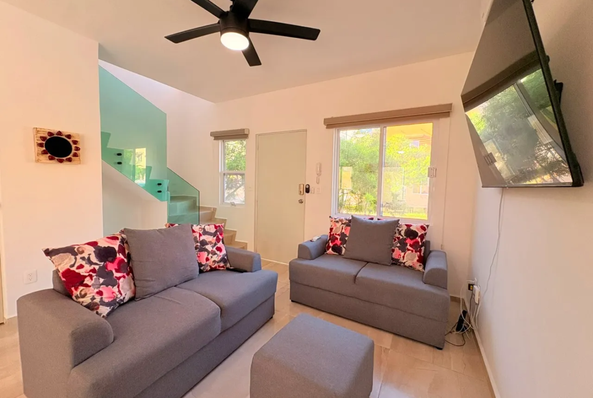 Casa de 2 Recámaras en Renta en Jardines de Ciudad Mayakoba | Privada Tayrona 2